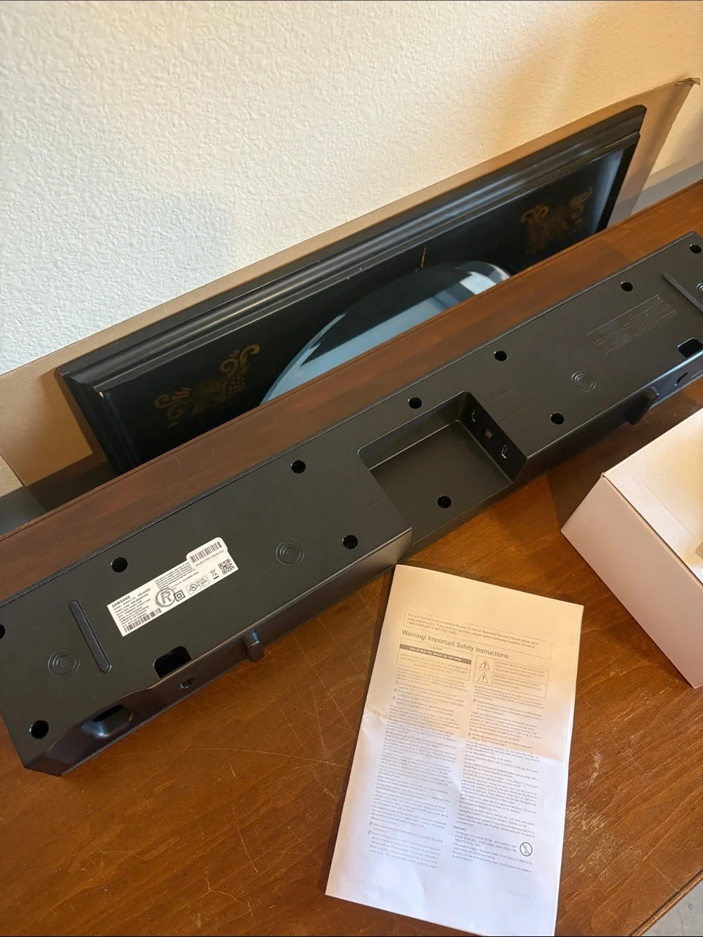 Samsung B-Series B40OF Soundbar Dolby Audio HDMI with remote